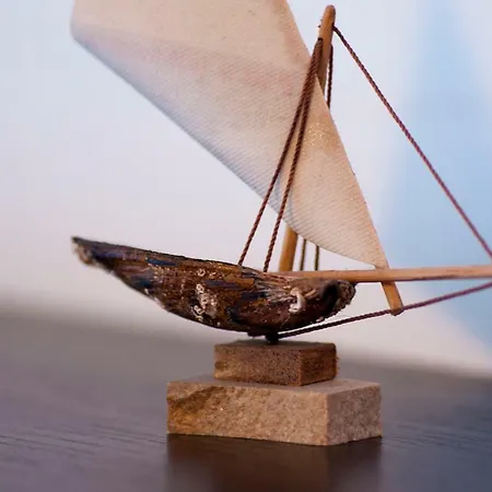 شقة Sunny & Spacious, 2 Bedroom With Free Parking سبليت